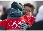 英雄联盟总决赛赛程-关于比分分析传奇谢幕，球迷泪洒赛场的信息