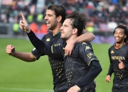 LOL决赛-意甲世纪之战即将展开，球迷翘首期待