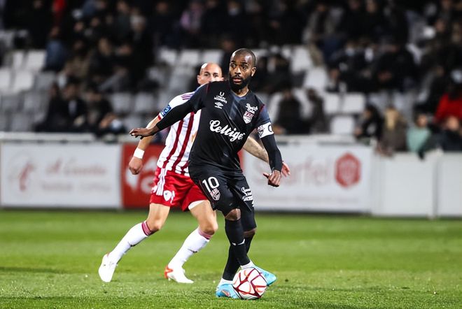 甘冈客场逆转胜利,法甲积分榜有所回升的简单介绍 甘冈客场逆转胜利,法甲积分榜有所回升的简单介绍