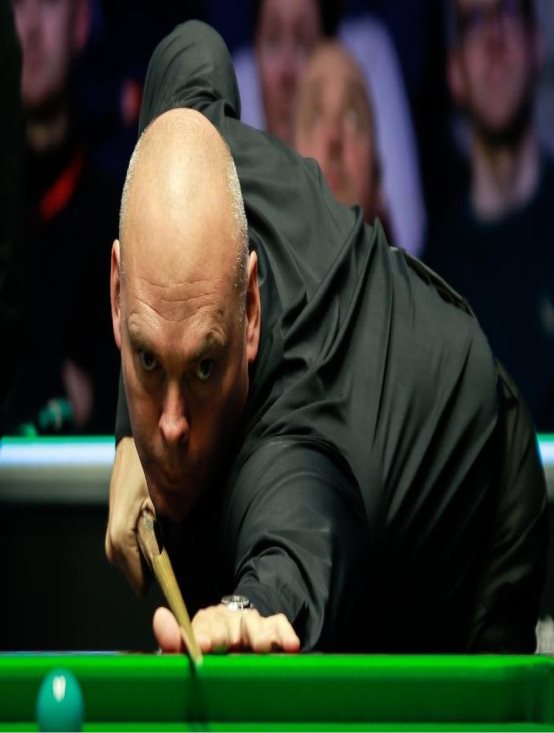 包含斯诺克比赛：英国选手成功晋级下一轮的词条