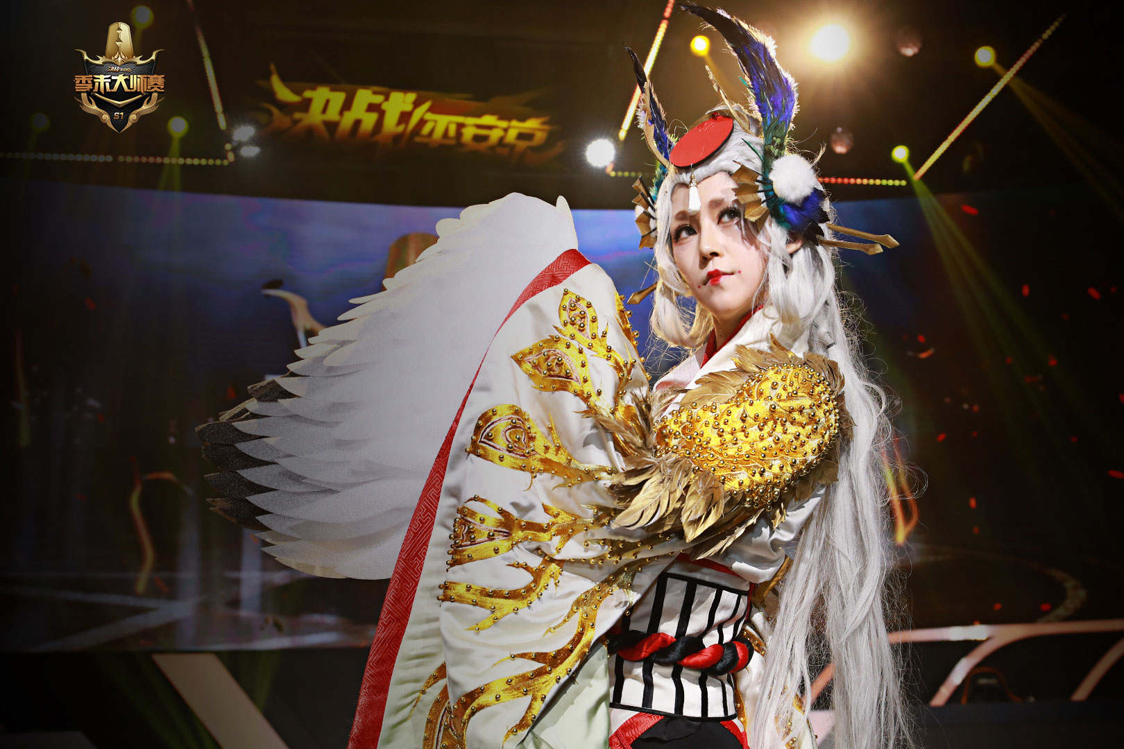 包含战队剑拔弩张,争夺冠军殊死一搏的词条 包含战队剑拔弩张,争夺冠军殊死一搏的词条