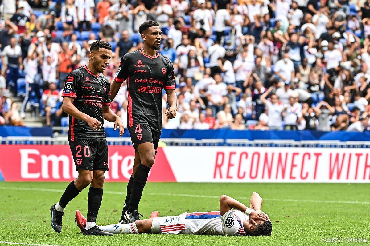 斯特拉斯堡客场惨败于巴黎FC的简单介绍