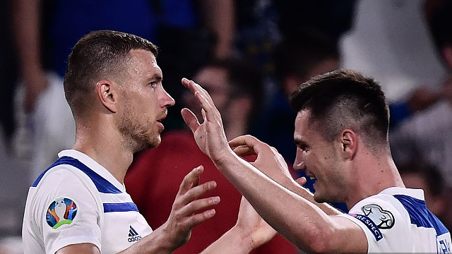 意大利队逆转击败威尔士队，取得关键胜利