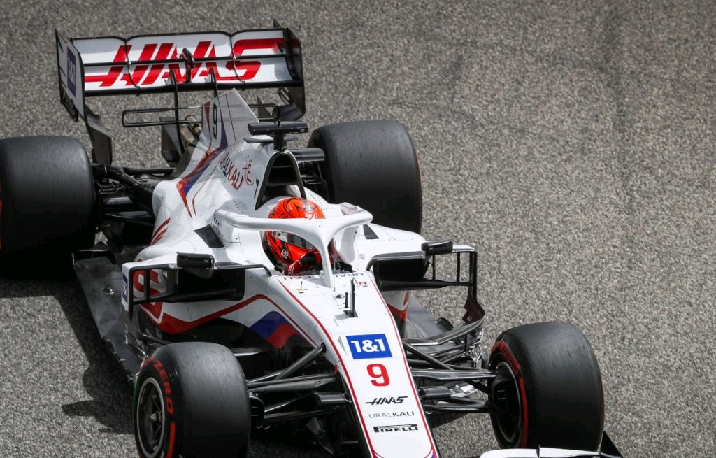 索伯车队碾压哈斯车队,皮亚斯特里刷新纪录 索伯车队碾压哈斯车队,皮亚斯特里刷新纪录