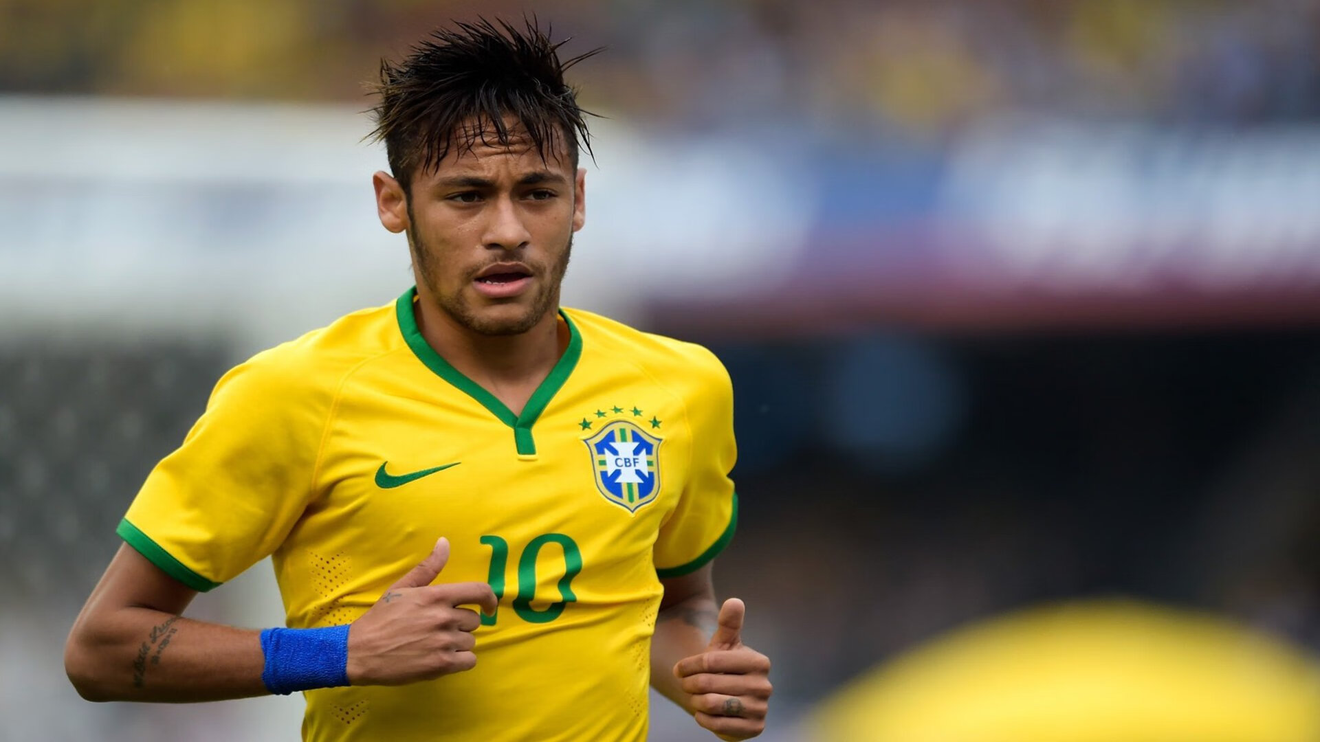 王者的两种形态，勇士的团队熔炉与浓眉的个人神迹